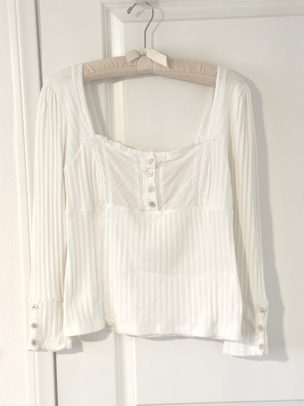 Sugar Sugar White Ribbed Ruffle Boho Long Sleeve white Top Blouse Women’s Large